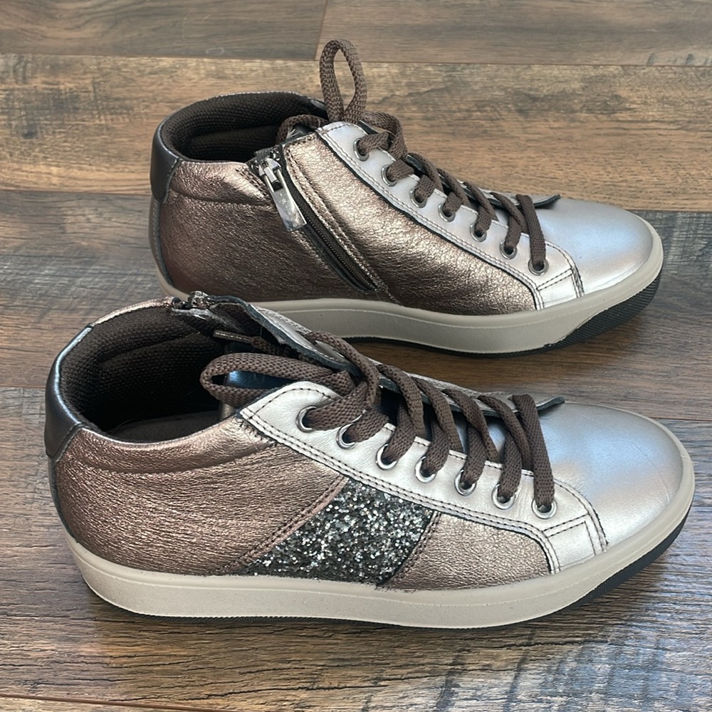 NWOT IGI&CO Sneakers with Golden Leather and Silver Glitter Detail Size EU 38 - Picture 5 of 11